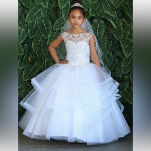 Brand new Communion/Flower girl Dress